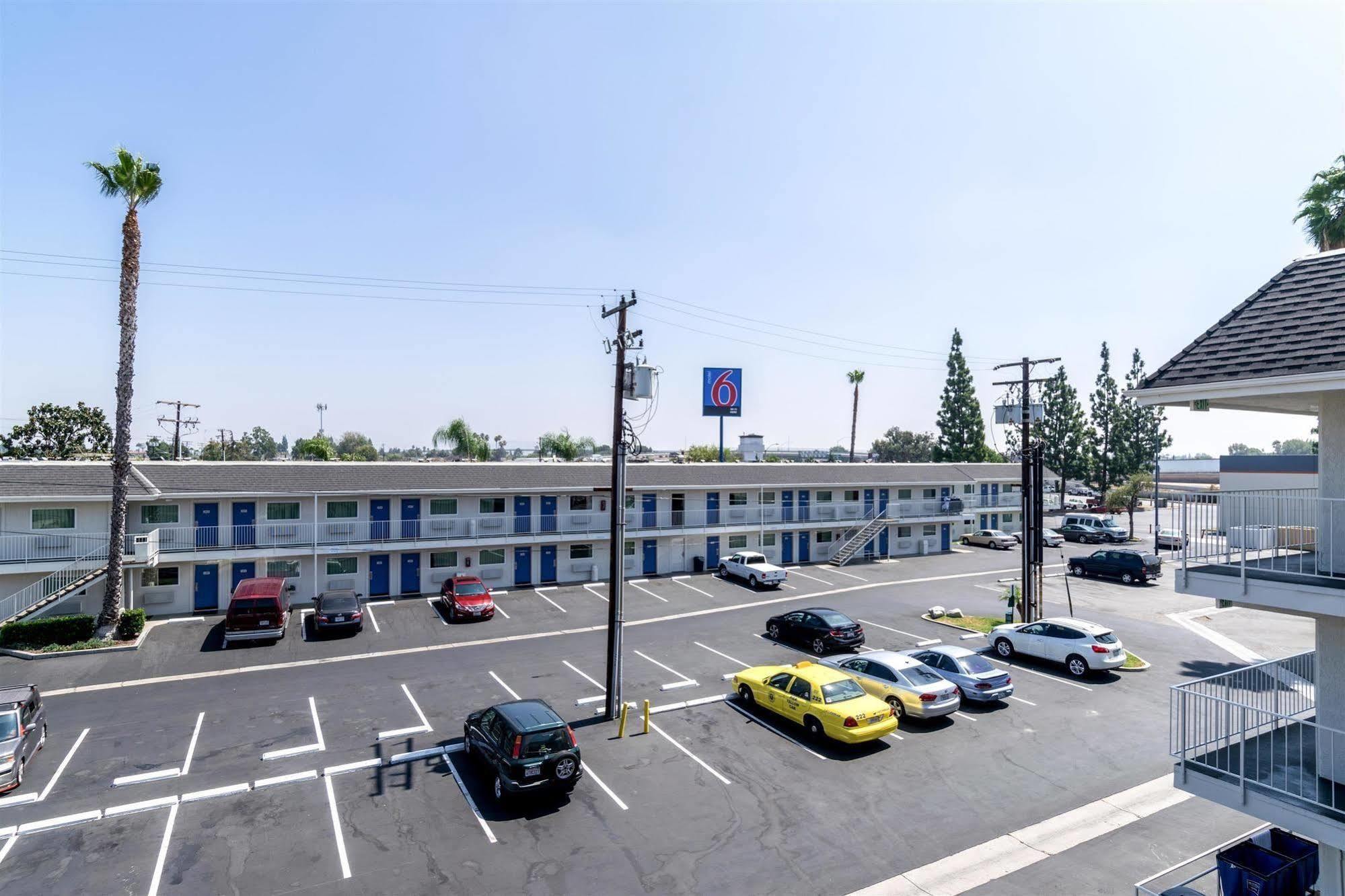 Motel 6-Anaheim, Ca - Fullerton East Экстерьер фото