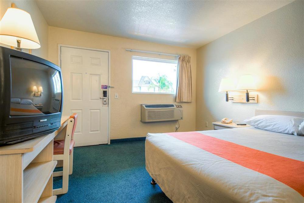 Motel 6-Anaheim, Ca - Fullerton East Номер фото
